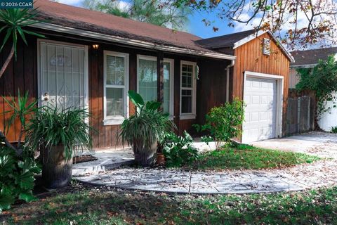 Photo of 3704 San Rafael Ave, Stockton, CA 95204 (MLS # 41129897)