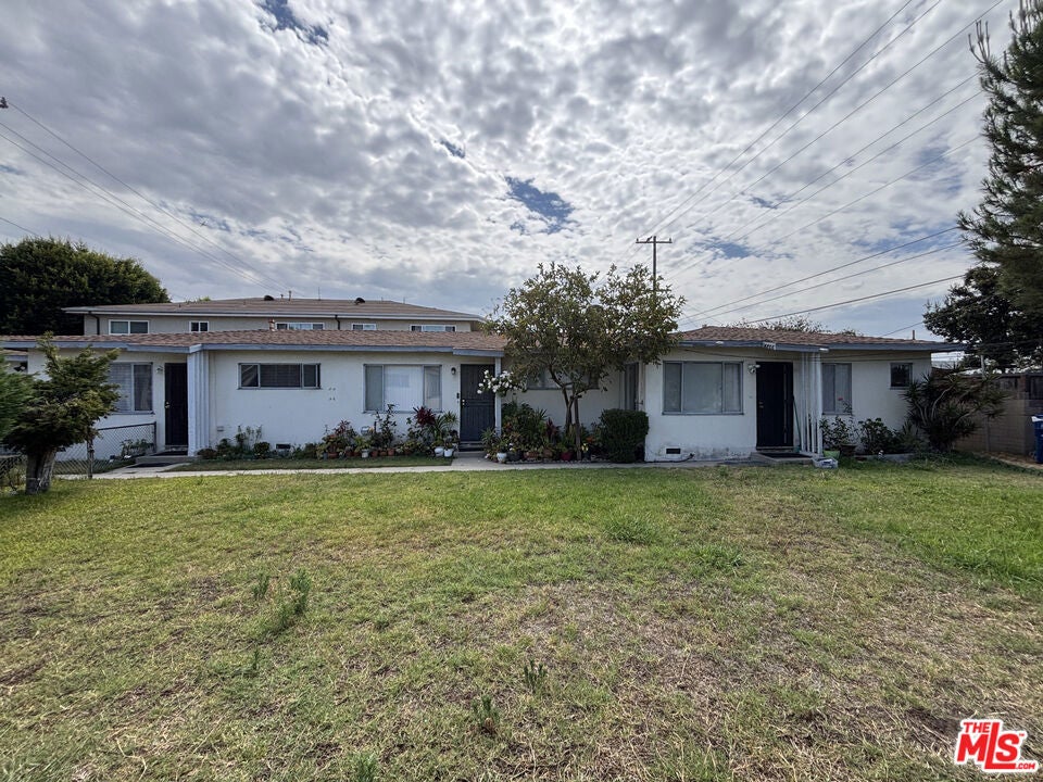 4862 W El Segundo Boulevard