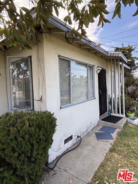 4862 W El Segundo Boulevard