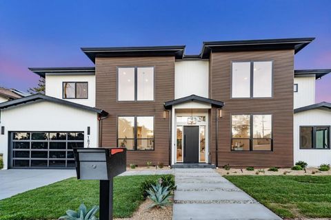Photo of 1879 Hull Avenue, Redwood City, CA 94061 (MLS # ML82025926) Photo of 1879 Hull Avenue, Redwood City, CA 94061 (MLS # ML82025926)