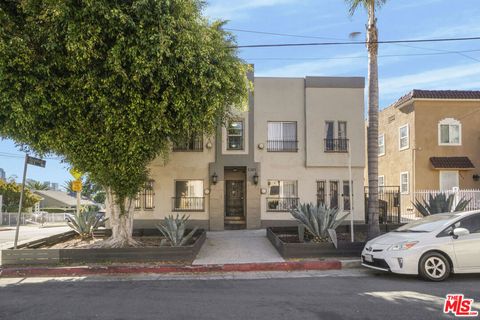 Photo of 2300 Bellevue Avenue, Los Angeles, CA 90026 (MLS # 25606613)