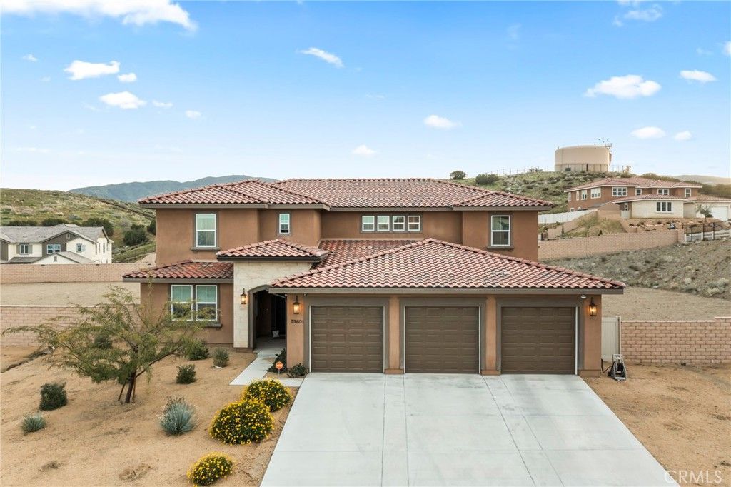 Photo of 39601 Marina Court, Palmdale, CA 93551 (MLS # SR26020518)