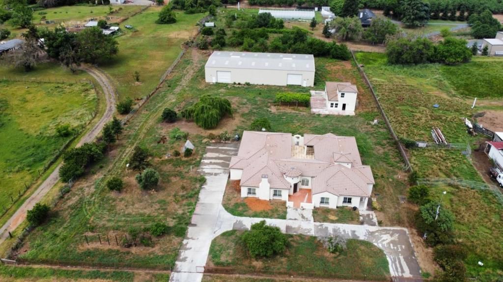 Photo of 5317 Mesa Drive, Oakdale, CA 95361 (MLS # ML82043274)