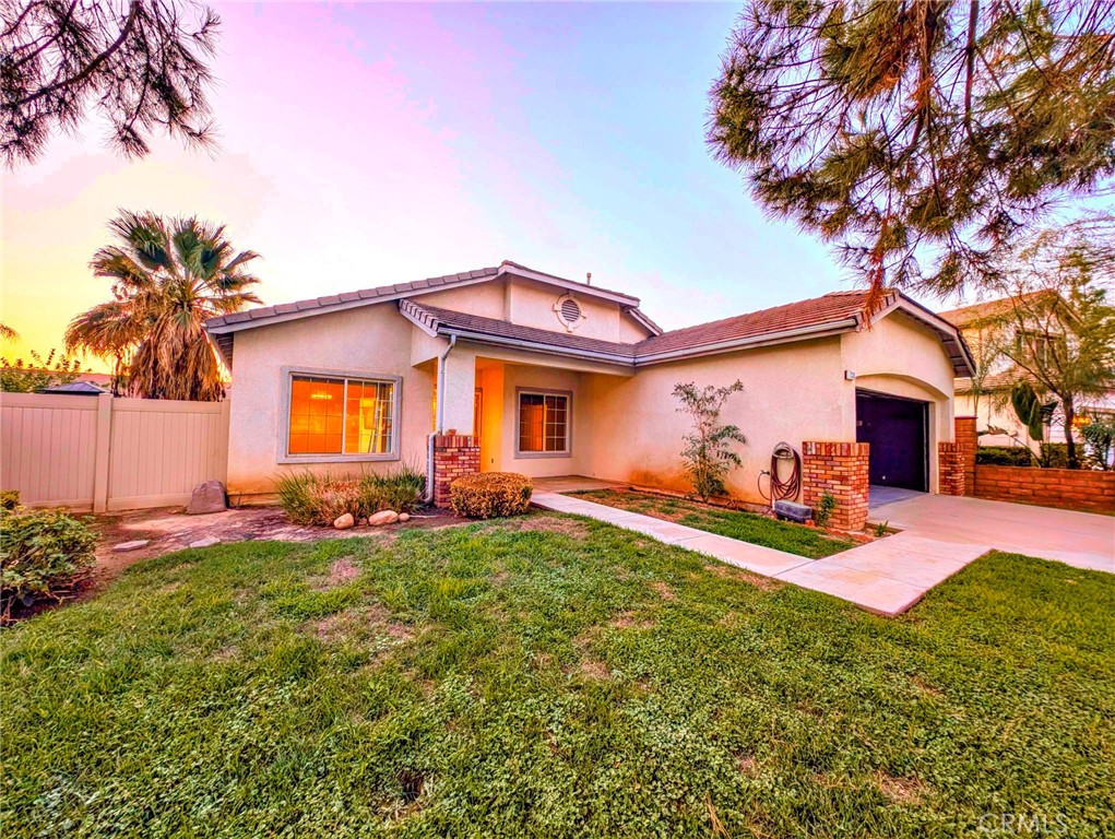 LONG AWAITED TO BE ON MARKET!
East Highland, without the HOA, Redlands Unified School District Placement-- 3 Bedroom 2 Bathroom 2 Car Garage and
Freshly repainted and new Luxury Plank Waterproof Floors installed 2025
Epoxy floor garage, and established fruit trees (Lemon, and Stone Fruit) with equally fragrant and established roses in the rear, with a shade pine tree out front.
Embrace the cul de sac peace and quiet, with easy access to the CA-210 freeway to jaunt up to the local San Bernardino Mountains, or East to Palm Springs and the Desert playgrounds, or west to the coast and Los Angeles.
You've got options to the whole of the best that we here in the Inland Empire have to offer-- Peace from within your door frame, and adventure just a few moments from outside your front pathway.