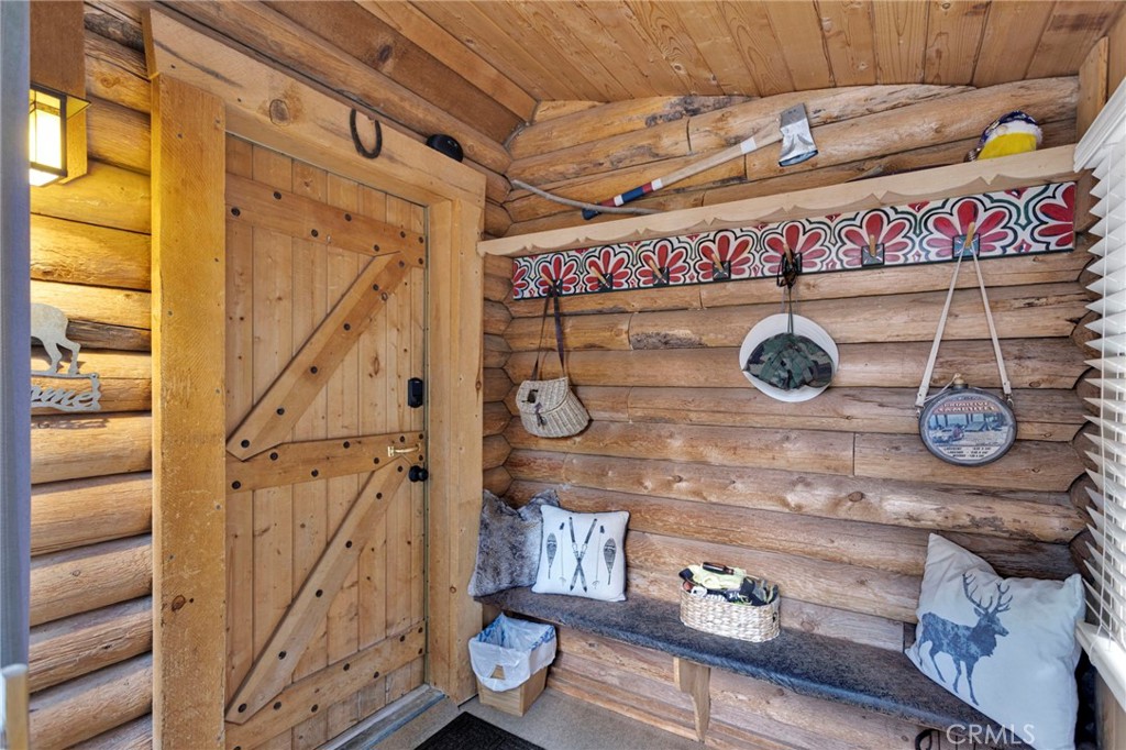 788 Buckingham Square