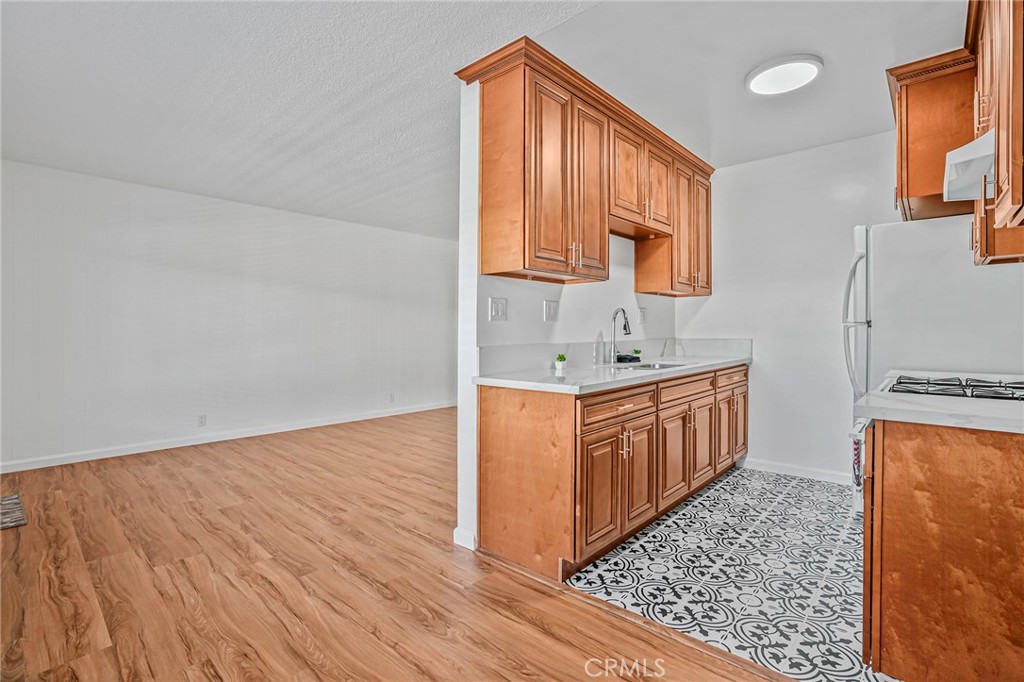 1101 E Ocean Boulevard 14