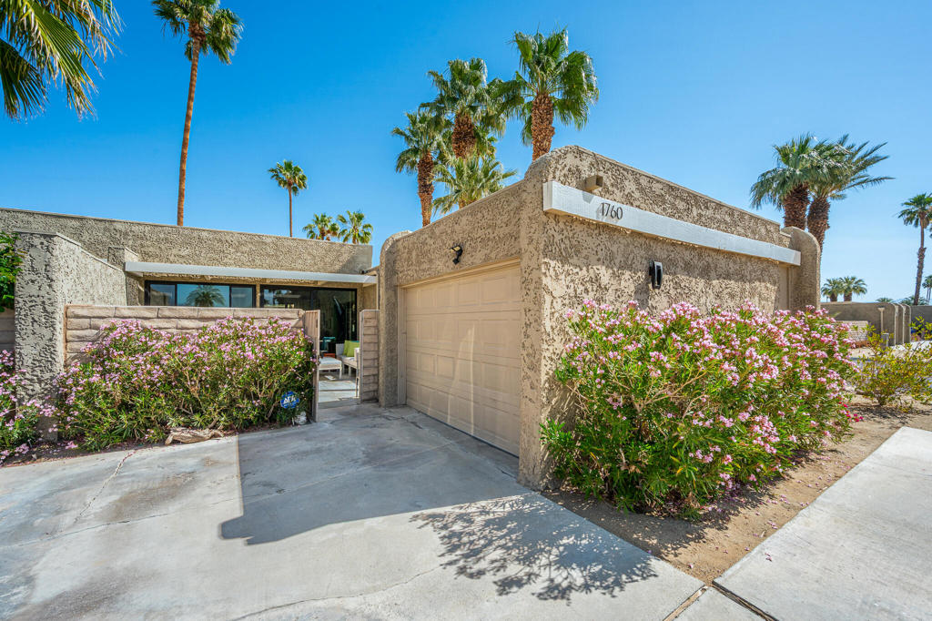 1760 Tamarisk Road