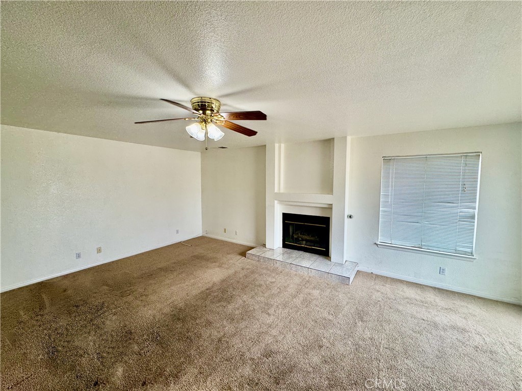 18286 Lakeview Drive
