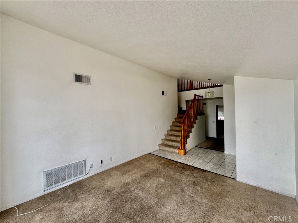 18286 Lakeview Drive
