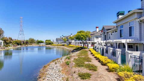 Photo of 504 Shoal Circle, Redwood City, CA 94065 (MLS # ML82054946)