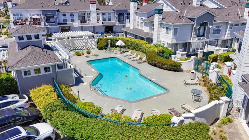 504 Shoal Circle