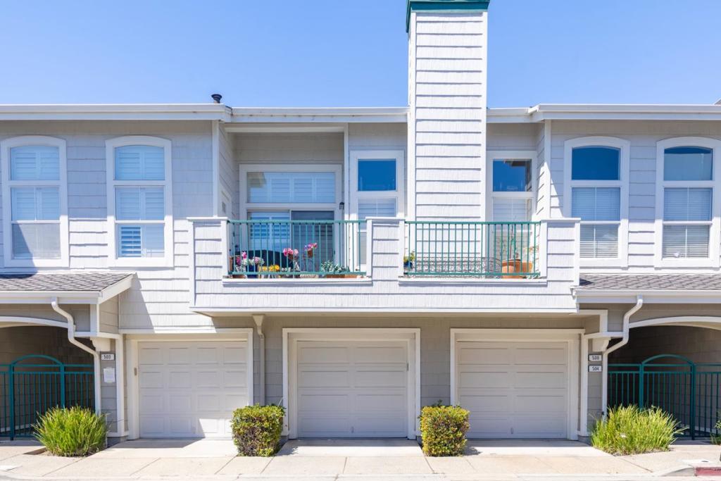 504 Shoal Circle