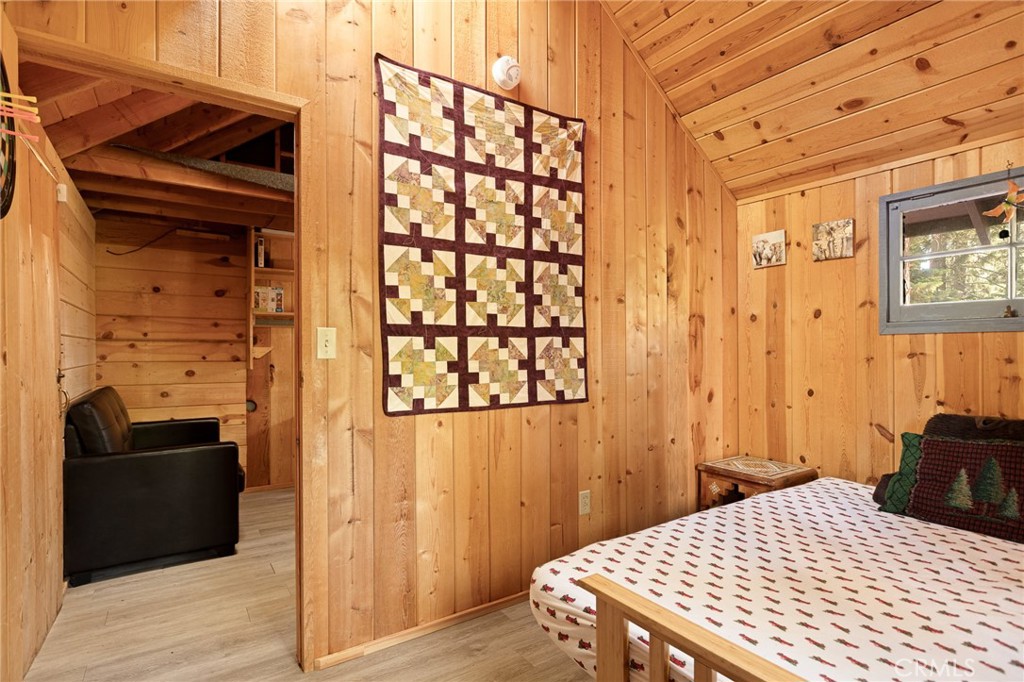 Luring Pines (LUPN) - Residential