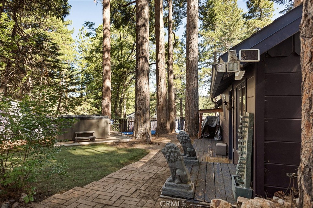 Luring Pines (LUPN) - Residential