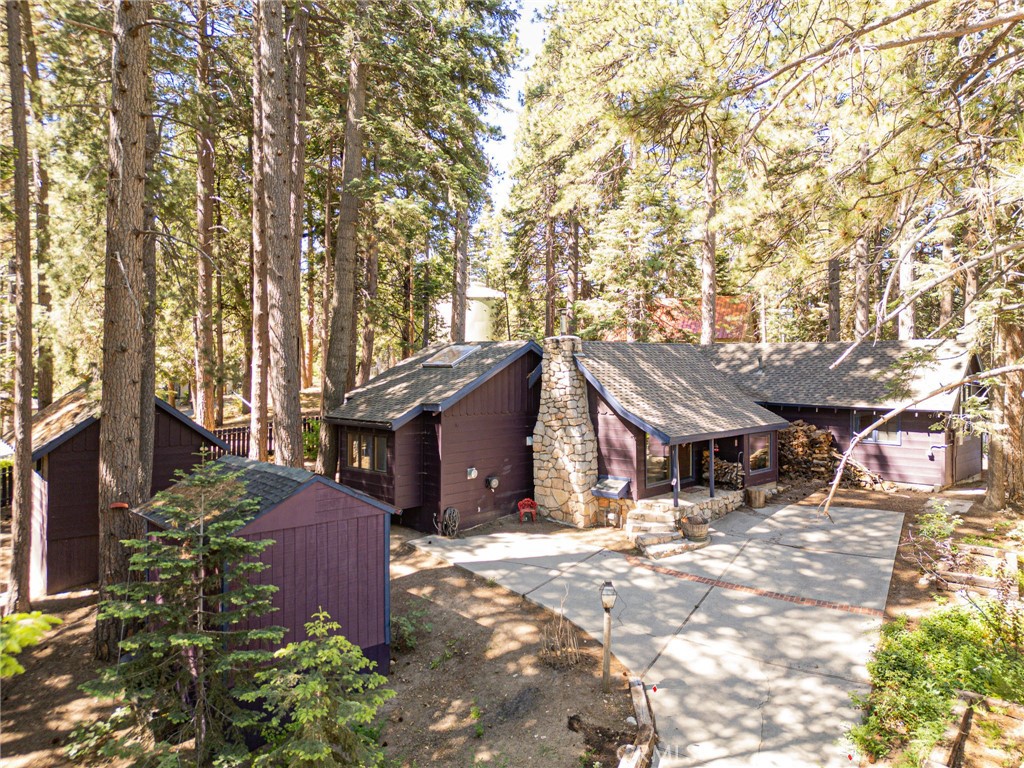 Luring Pines (LUPN) - Residential