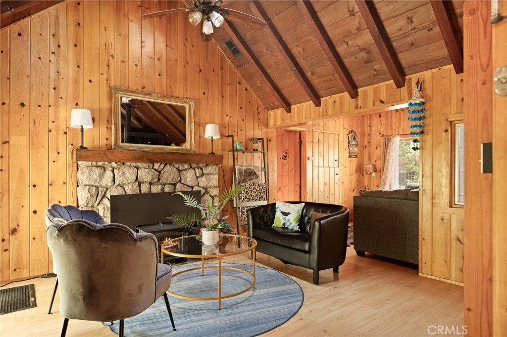 Luring Pines (LUPN) - Residential