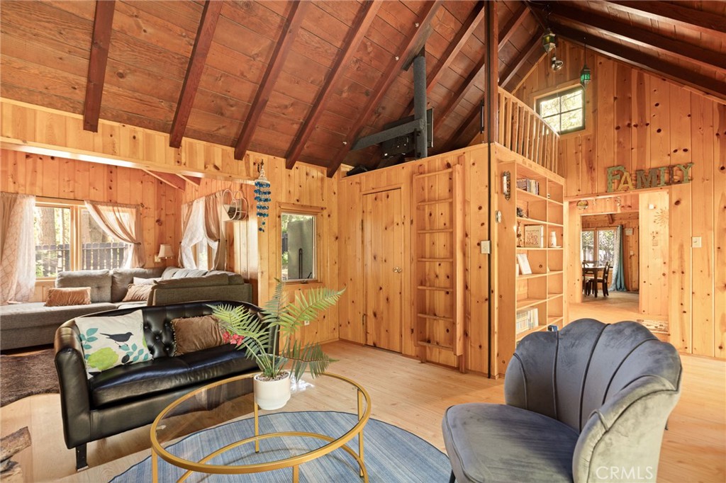 Luring Pines (LUPN) - Residential