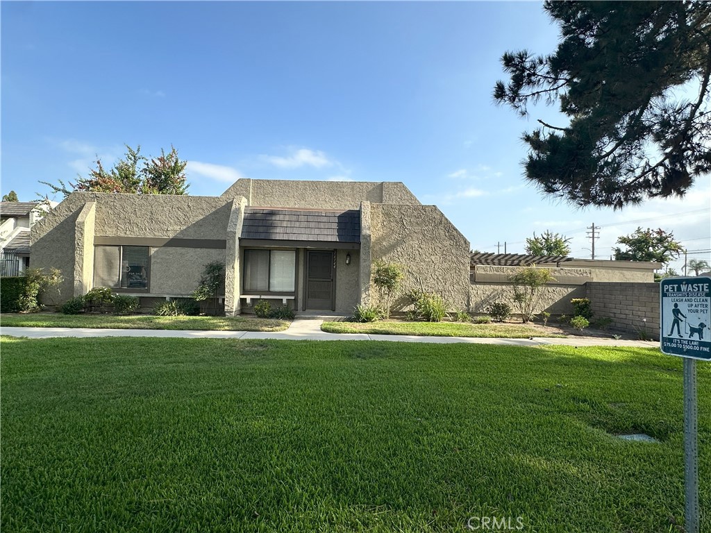 A beautiful rare SINGLE STORY and corner location 3 bedroom and 2 bathroom in the desirable Tiburon community city of Cerritos. It contains 1,196 square feet of living space with a detached two car garage with a lovely private courtyard. Your introduction to this residence begins through the door entry where you are greeted by a great room leading to kitchen and dining nook.
Large courtyard between the home and the garage for perfect relaxing or BBQ. Laundry hook-ups available in the garage. HOAs include; a community pool, hot tub, playground and clubhouse. This home has it all and MUST SEE!
*** Newly renovated: Entire place with laminate flooring (NO carpets), Granite counter top in the kitchen and bathrooms, New range, Removal of popcorned ceiling, New recess lights throughout, New chandelier in dining area, New blinds, Fresh paint through out, New Patio Door, New hardware, Termite Cleared***