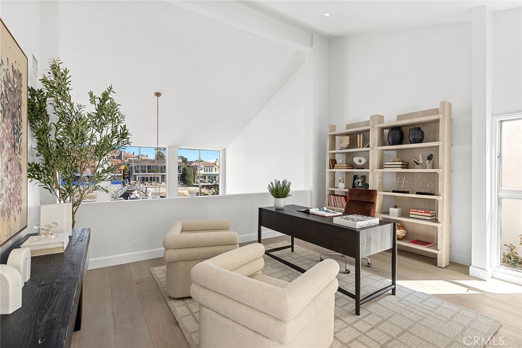 Linda Isle (LIND) - Residential