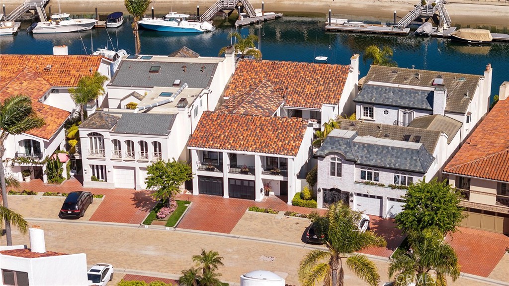 Linda Isle (LIND) - Residential