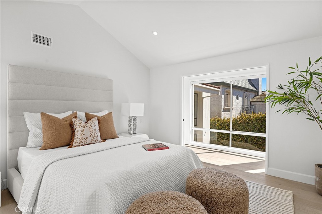 Linda Isle (LIND) - Residential