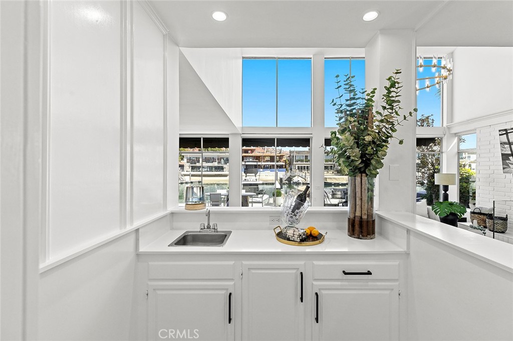 Linda Isle (LIND) - Residential