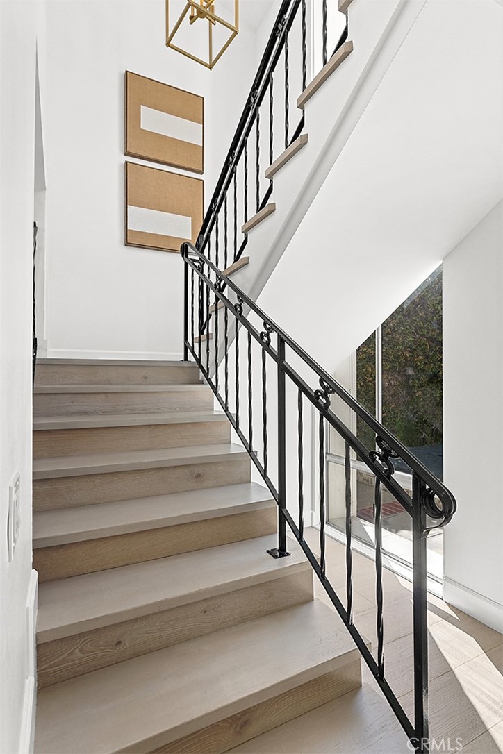 Linda Isle (LIND) - Residential