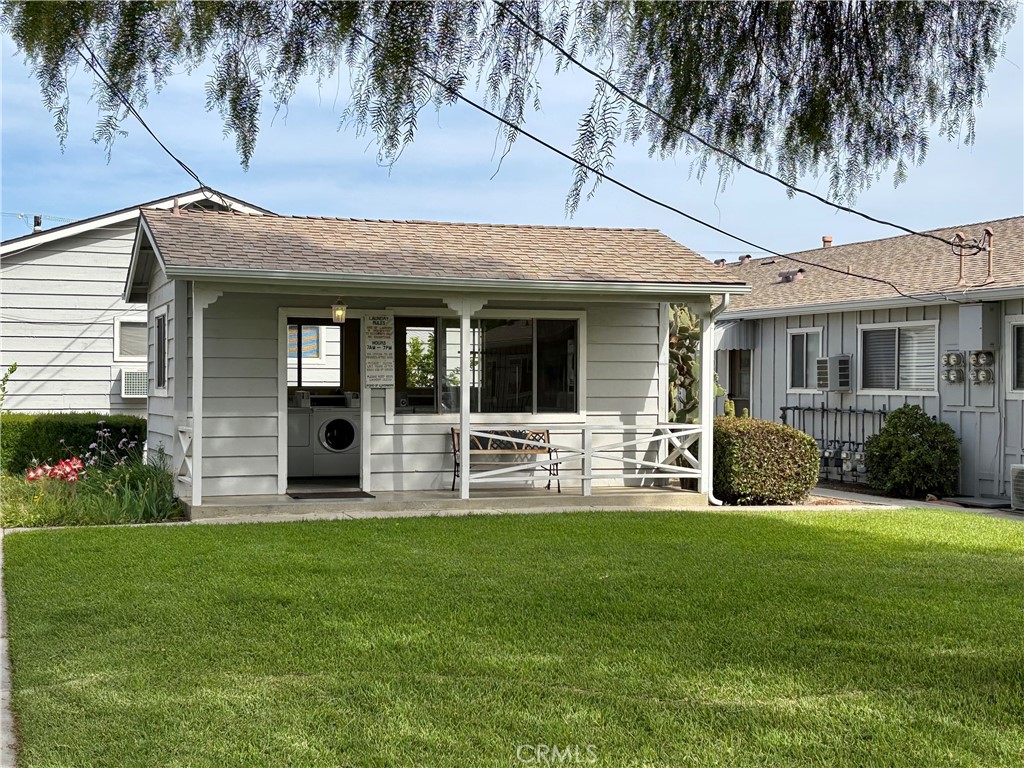 150 E Lakeshore 15