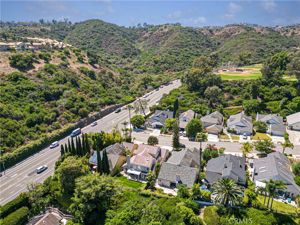 30052 Happy Sparrow Lane