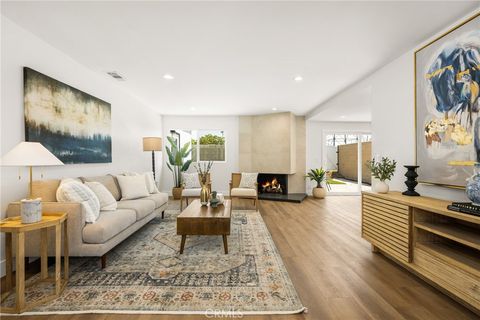 Photo of 9802 Effingham Drive Dr, Huntington Beach, CA 92646 (MLS # OC25120825)