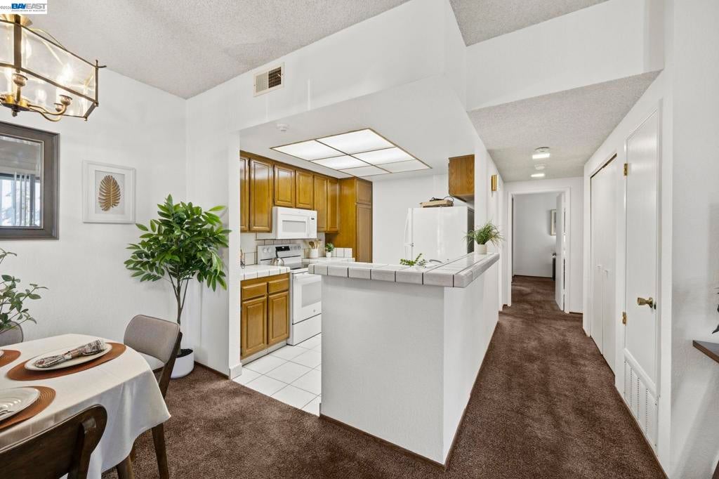 39951 Parada St A