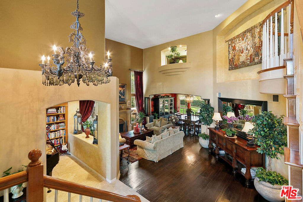 24822 Wooded Vista