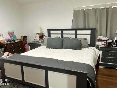 Tiny photo for 5117 Jefferson Square, Oxnard, CA 93033 (MLS # V1-34418)