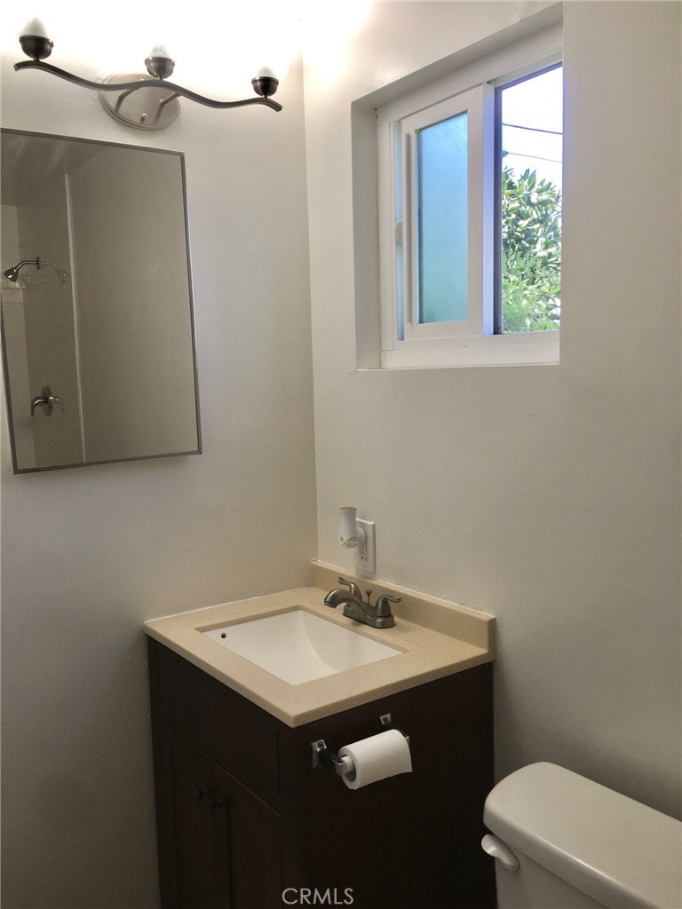 333 Arovista B