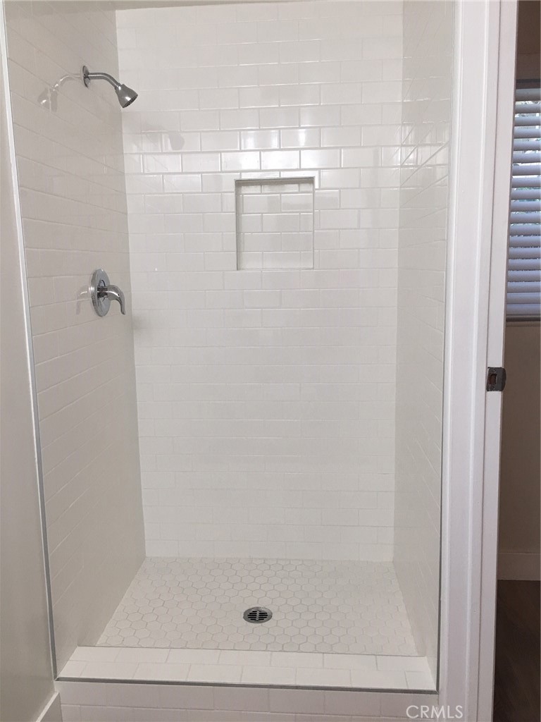 333 Arovista B