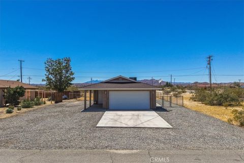 Photo of 4920 1st ST E, Joshua Tree, CA 92252 (MLS # JT26110516)