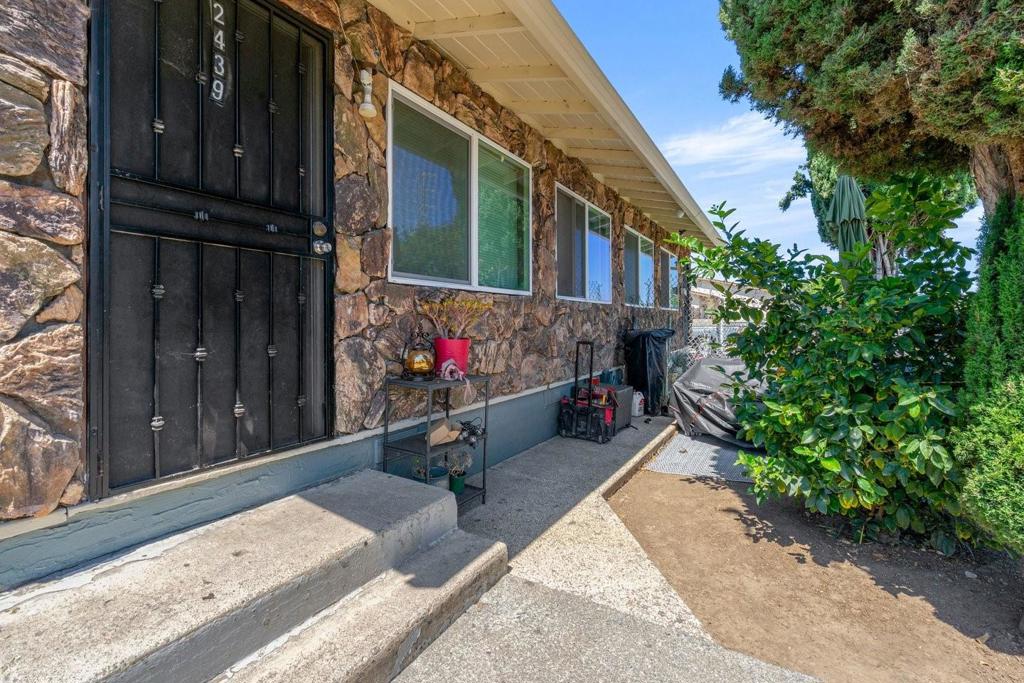 2439 Clyda Drive