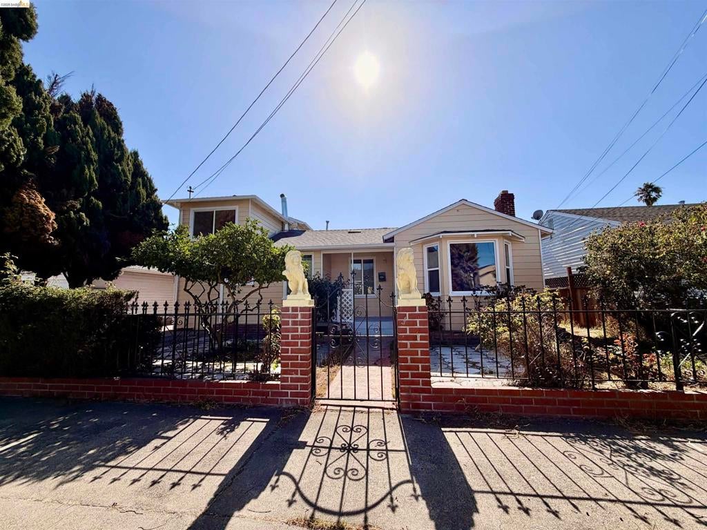 1510 Lincoln Ave AVE