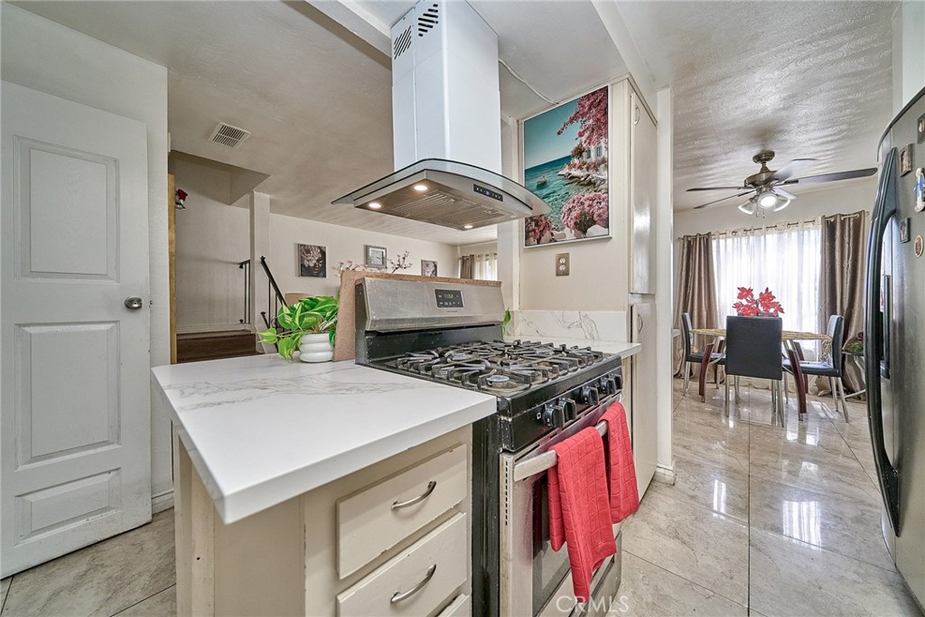 4801 Jackson C