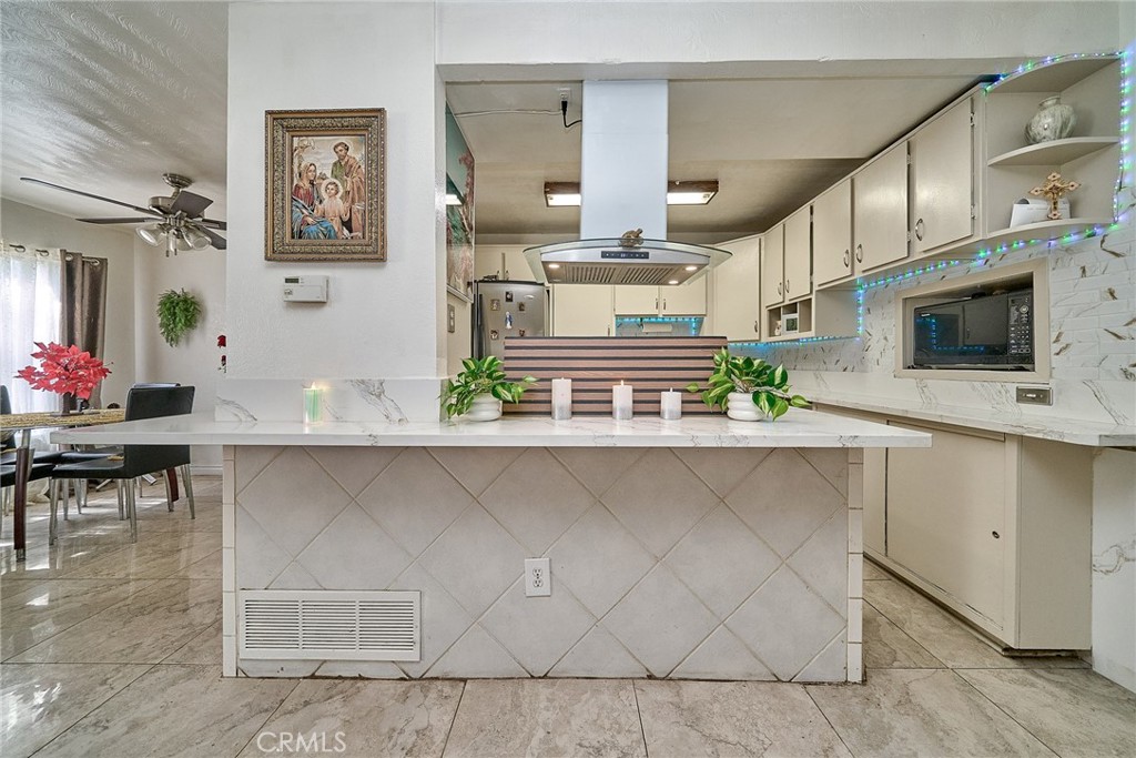 4801 Jackson C