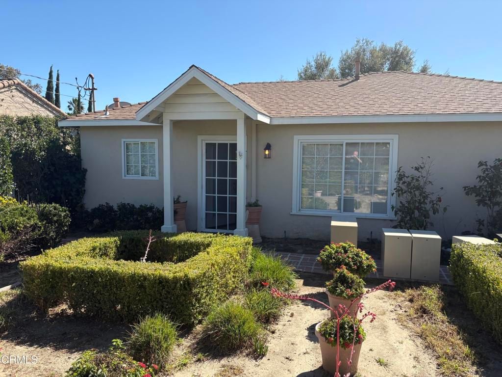 Photo of 5076 Alta Street, Simi Valley, CA 93063 (MLS # V1-35199)