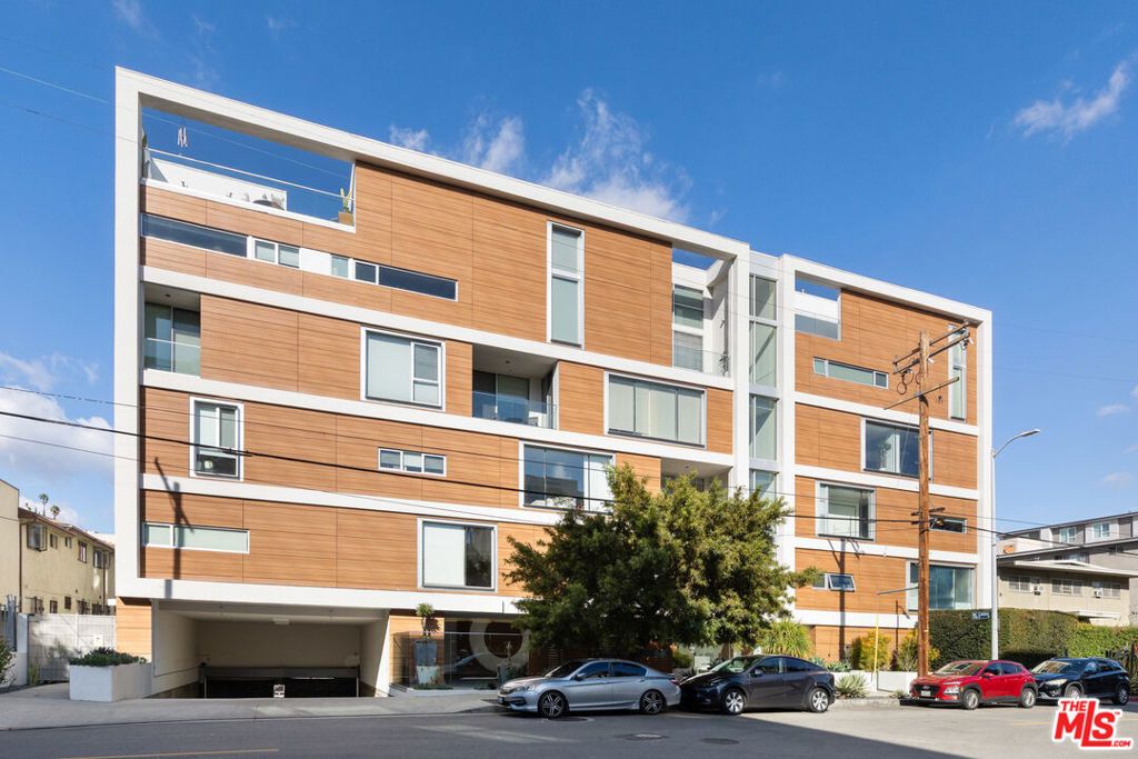 Photo of 6735 Yucca Street #508, Los Angeles, CA 90028 (MLS # 25623645)