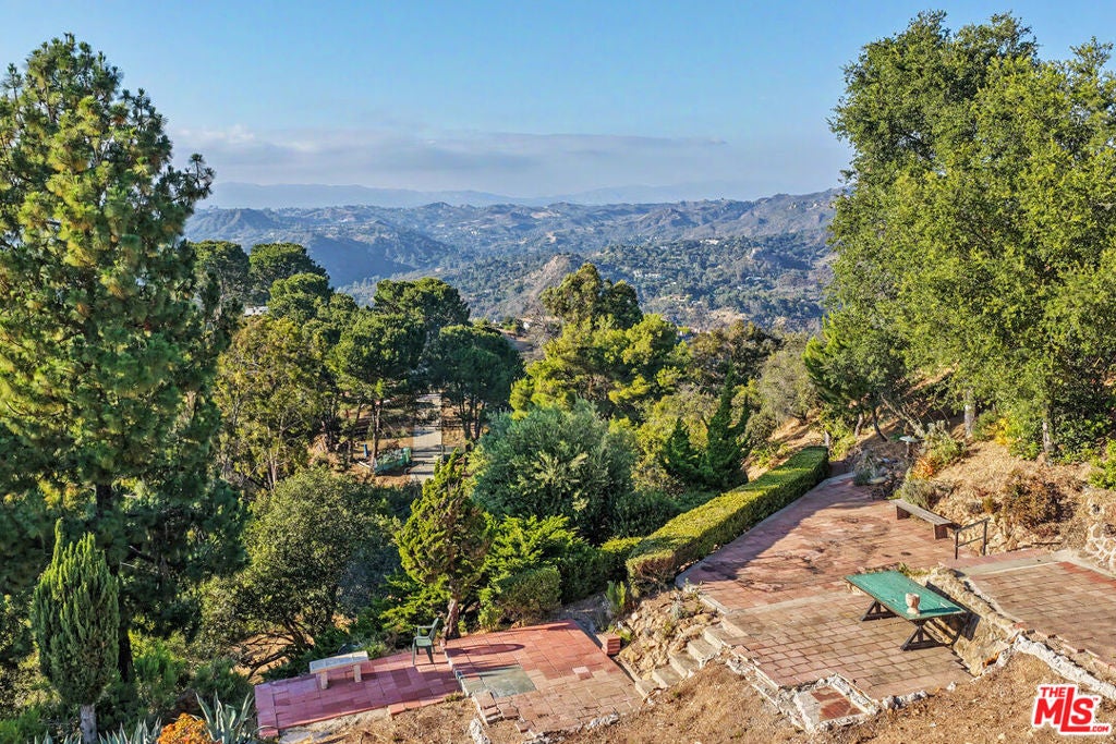 2188 Tuna Canyon Road
