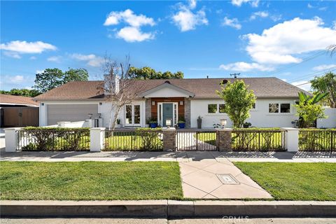 18642 Silver Maple North Tustin CA 92705