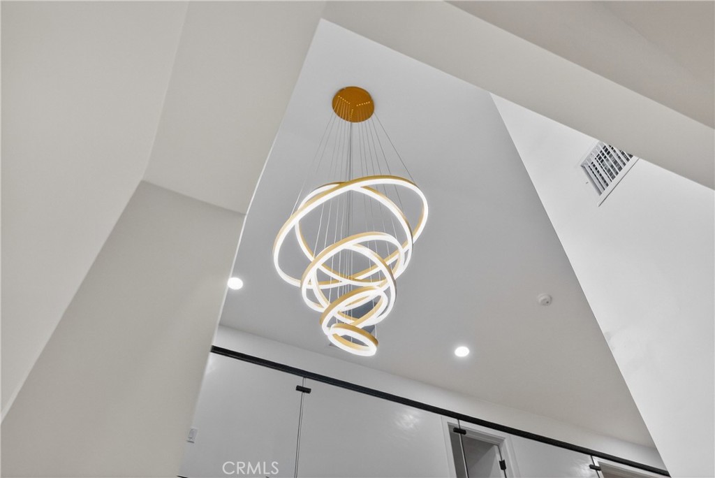 4664 Hazelnut Avenue