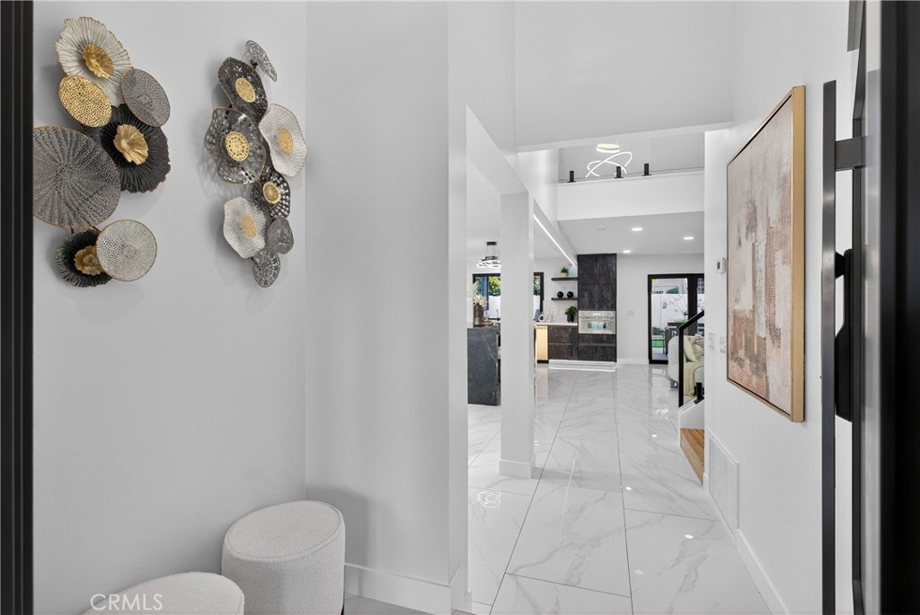 4664 Hazelnut Avenue