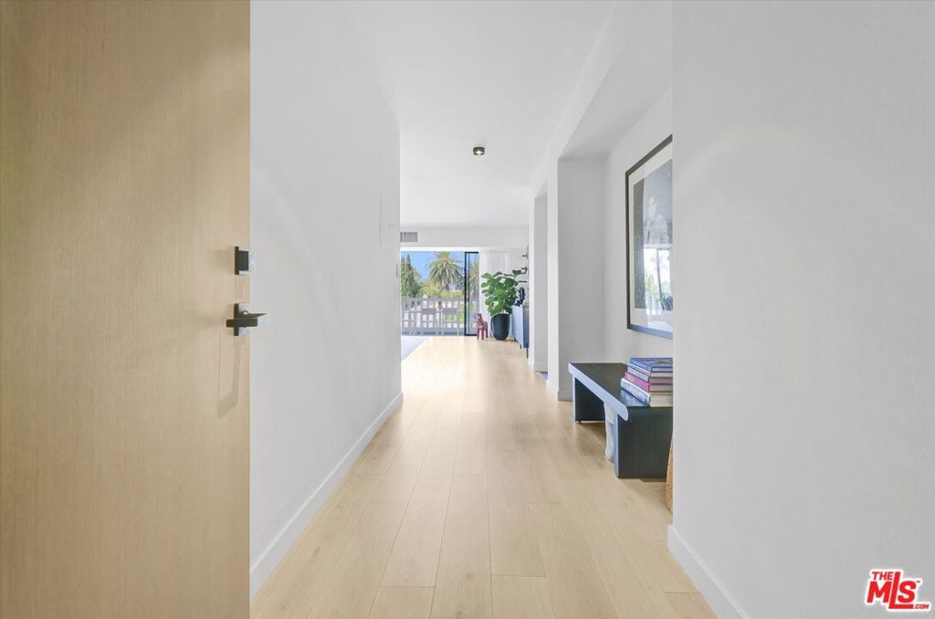 Photo of 999 N Doheny Drive #312, West Hollywood, CA 90069 (MLS # 26651699)