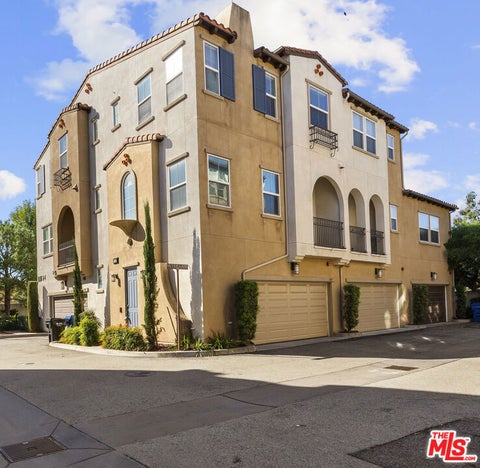 Photo of 1013 Chandler Drive, Covina, CA 91722 (MLS # 26104499)