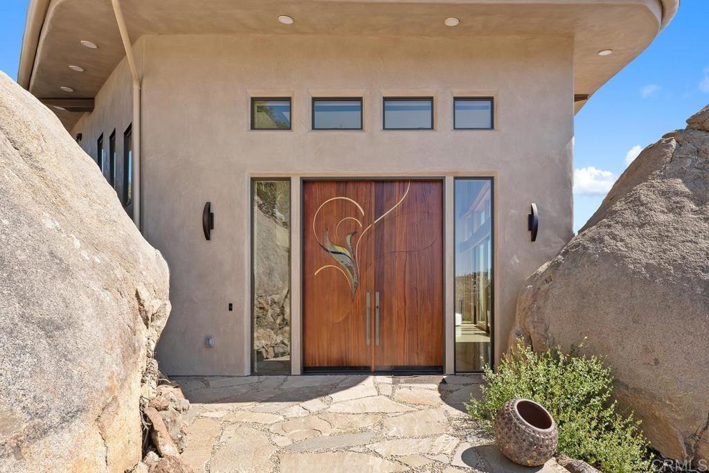 10027 Tall Oak Drive