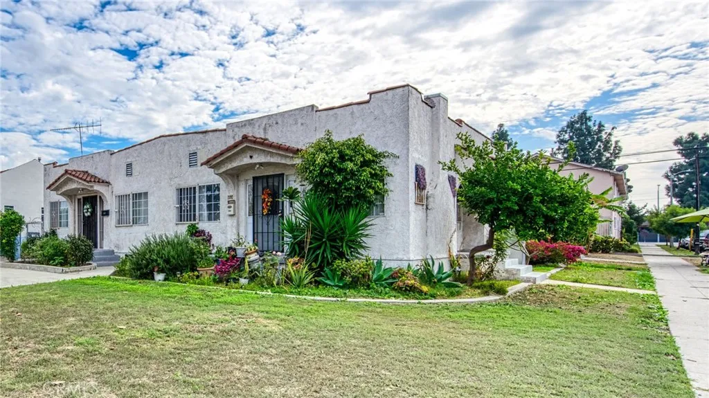 Los Angeles, California 90062, United States, ,Residential,Active,243819